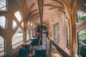 قطار سوئیت شیکی شیما (Train Suite Shiki Shima)